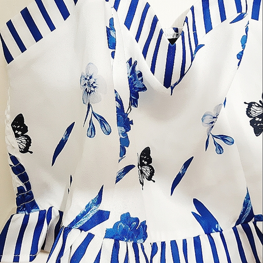 Shein  butterfly  crop top